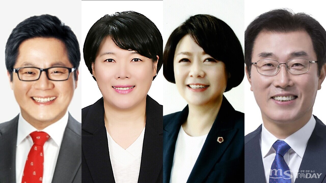 김기홍 부의장(왼쪽부터), 임미선 의원, 박윤미 의원, 정재웅 의원. (사진=강원도의회 제공)