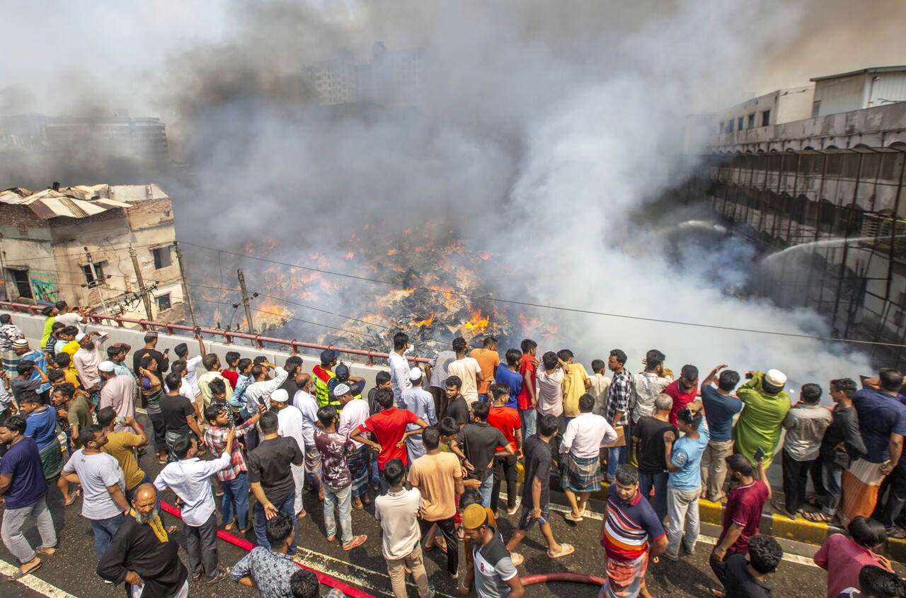 방글라데시 의류시장 대규모 화재. (사진=연합뉴스)